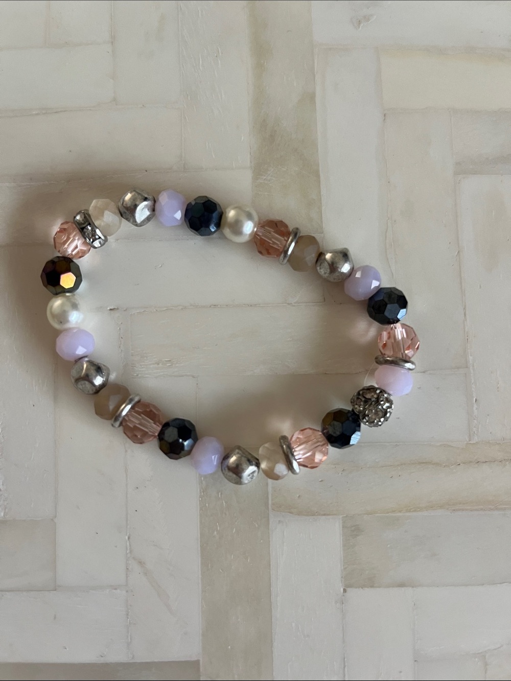 Sparkly Beaded Elastic Bracelet with Pink, Silver and Pearl Beads
